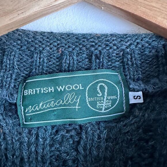 British Wool Forest Green Cable Knit Crewneck Sweater Size Small - Picture 5 of 6